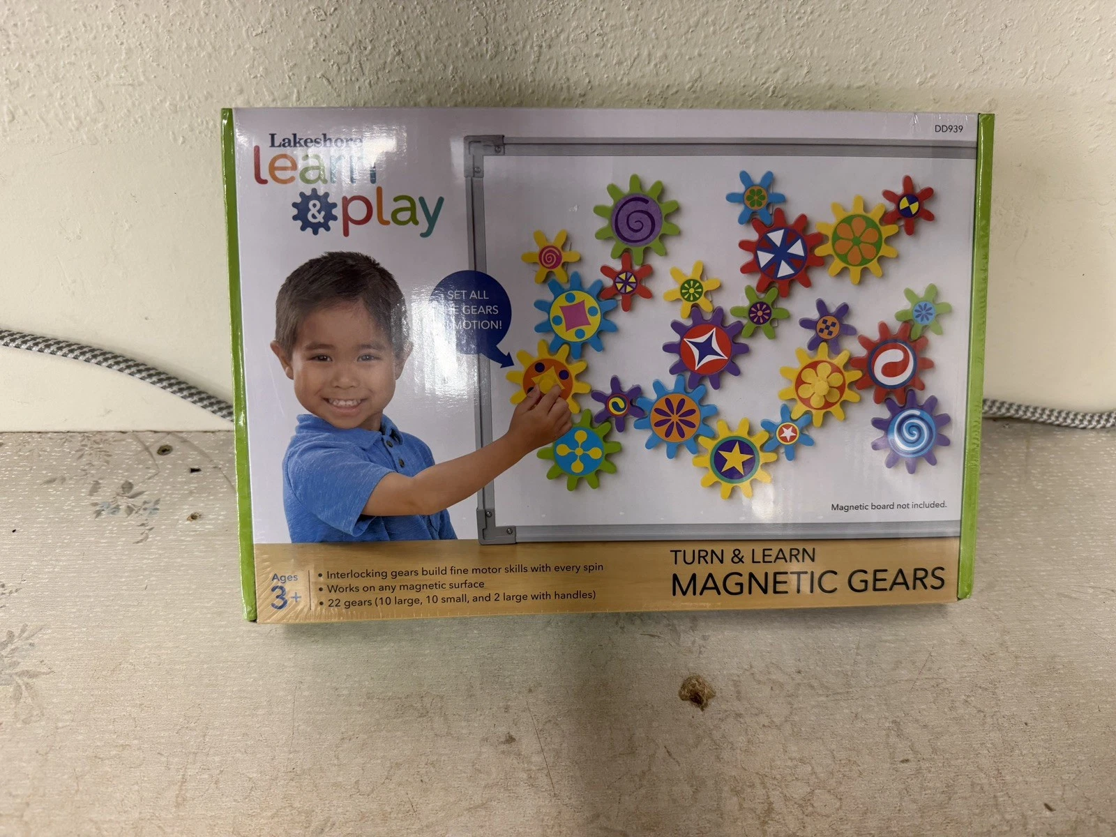 Lakeshore Turn & Learn Magnetic Gears DD939, 22 Pieces